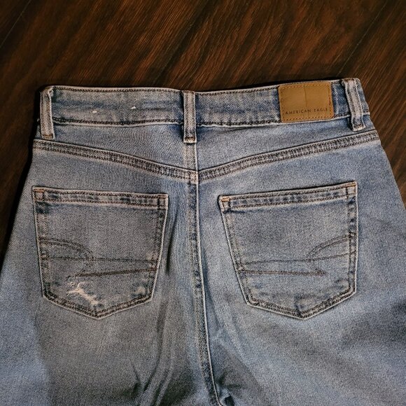 American Eagle Outfitter Stretch Medium Wash Mom Jeans, Size 0 - Picture 3 of 5